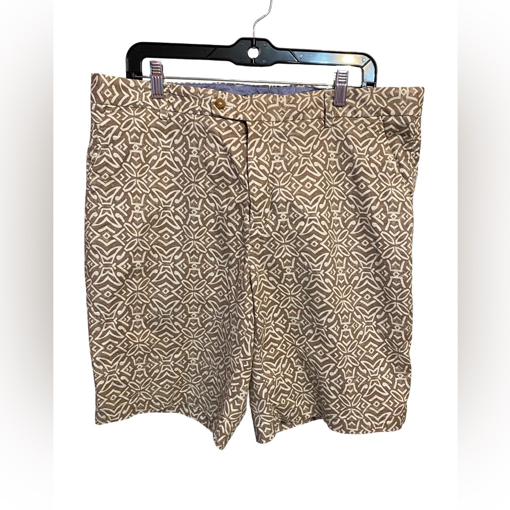 J.McLaughlin Mens 10'' Oliver Tan/Cream Mini Nile Geometric Shorts Size: 36